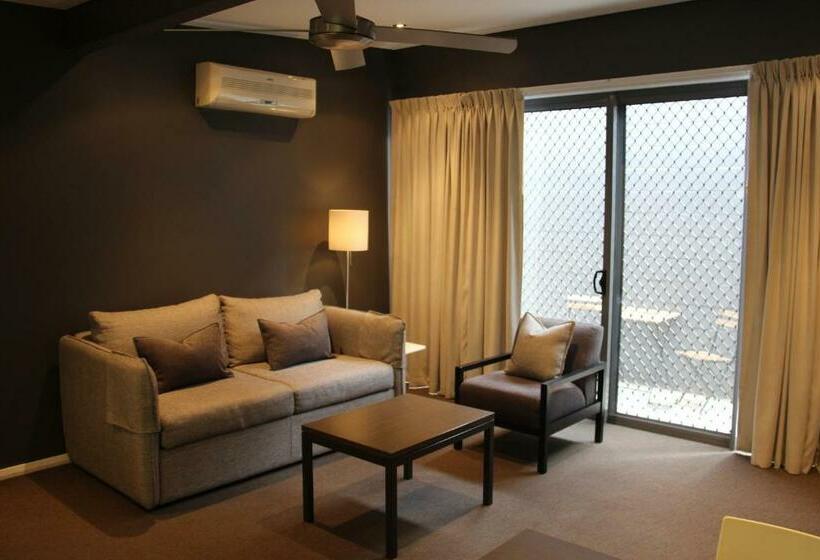 דירת חדר, Portman House