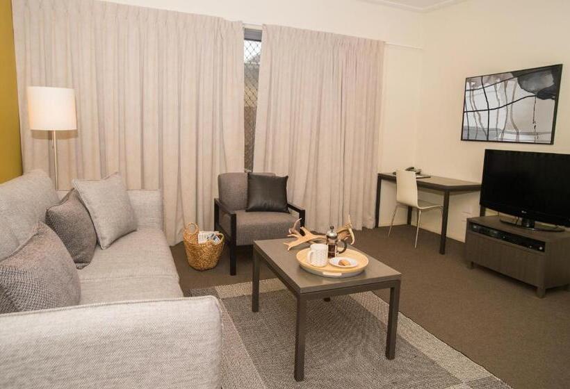 דירת חדר, Portman House