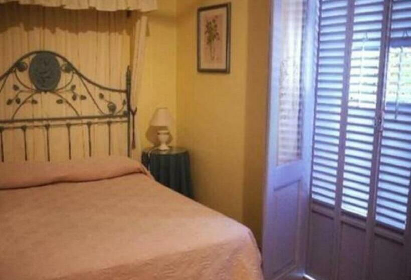 اتاق استاندارد با چشم‌انداز, Posada Del Angel