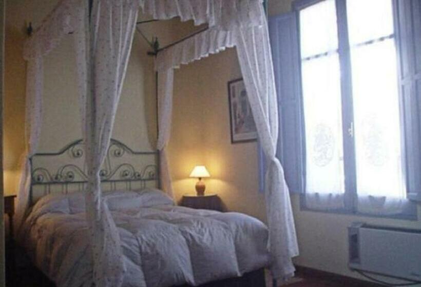 اتاق سوپریور, Posada Del Angel