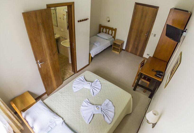חדר סטנדרט לארבעה, Pousada Betânia