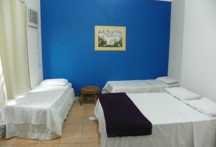 スタンダード４人部屋, Santos