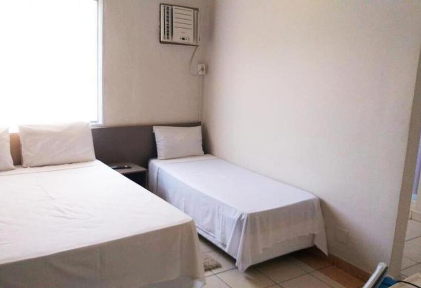 スタンダード４人部屋, Santos