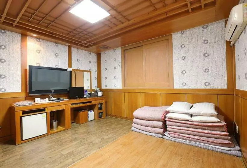 Standard-huone, Suncheon Nobless