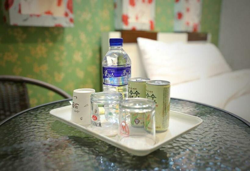 Четырехместный Номер Стандарт, Suncheon Nobless