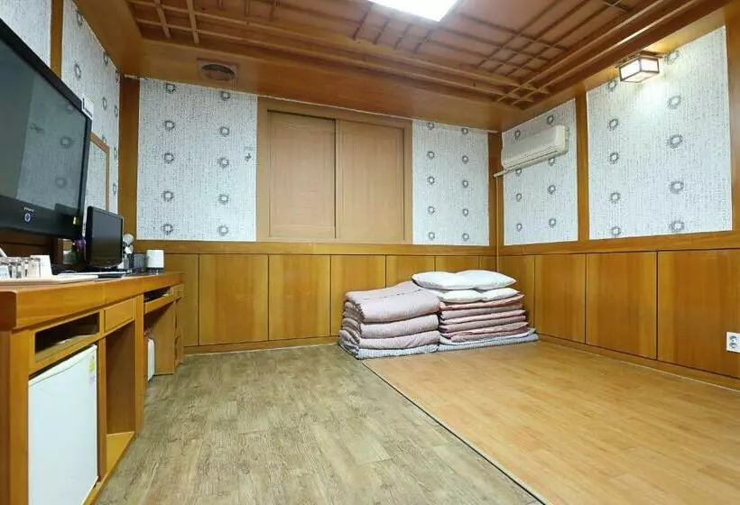 Standard-huone, Suncheon Nobless