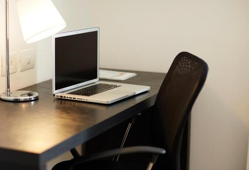 스탠다드 트리플 룸, Tulip Inn Itaguai