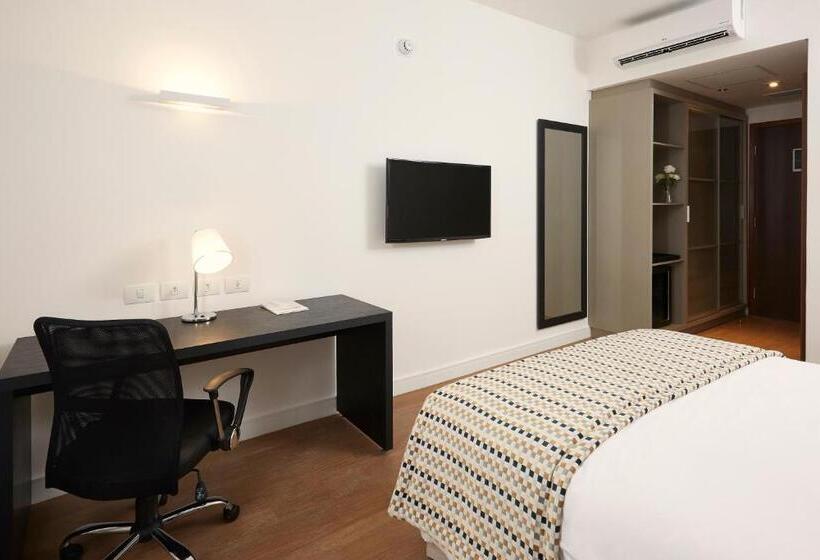 스탠다드 트리플 룸, Tulip Inn Itaguai