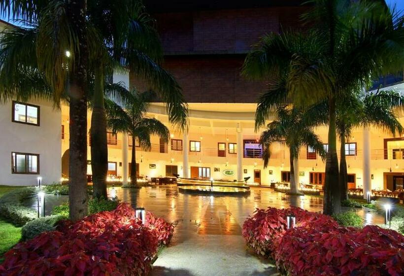 스위트, Vythiri Village