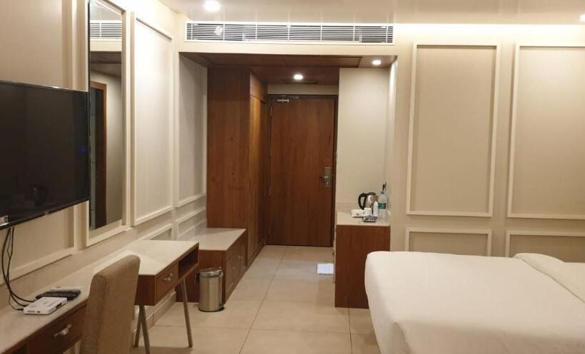 스탠다드 발코니 룸, Vythiri Village