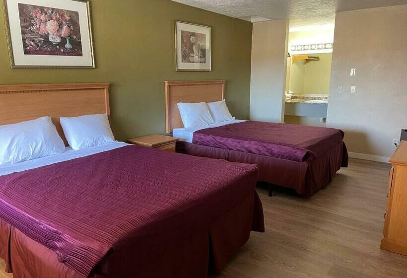 غرفة قياسية, Centralia Inn