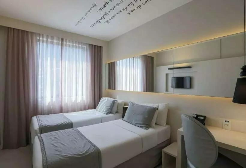 デラックスルーム, Nobile Hotel Copacabana Design