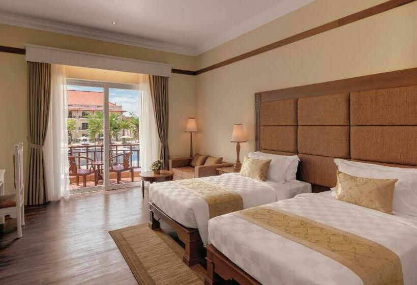 带泳池观景的豪华房, Sokha Siem Reap Resort & Convention Center