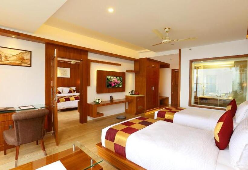 Premium room with view, Amber Dale Luxury Hotel & Spa, Munnar