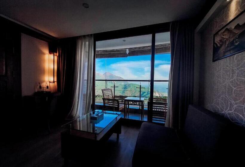 اتاق لوکس, Amber Dale Luxury Hotel & Spa, Munnar