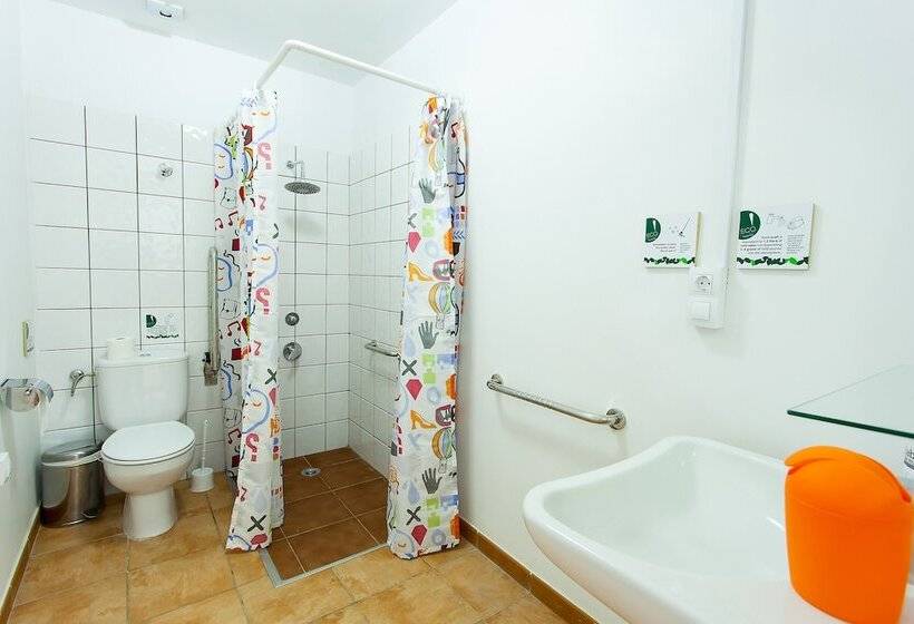 تختخواب در اتاق مشترک, Bettmar Ecohostel Canarias