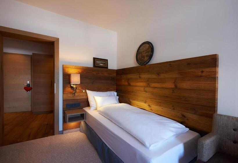 1 Sovrums Lägenhet med Terass, Boutique Hotel Herzhof   Garni Appartements   Adults Only