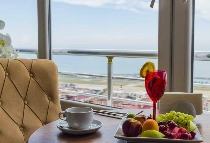 سوییت جونیور با چشمانداز دریا, Andalouse Otel