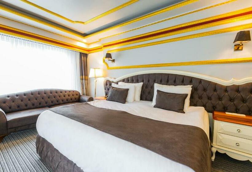 سوییت خانوادگی, Andalouse Otel