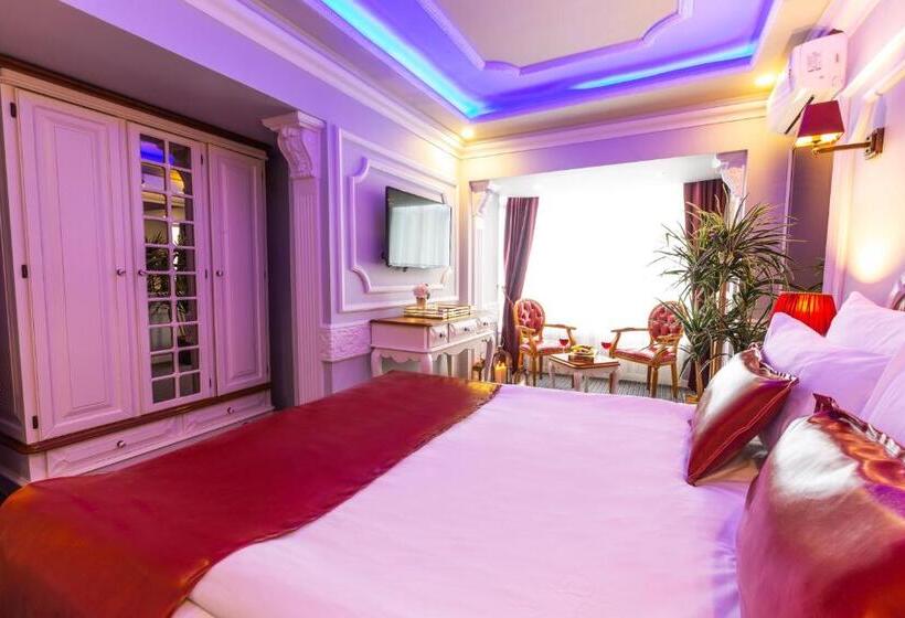 Quarto superior, Andalouse Otel