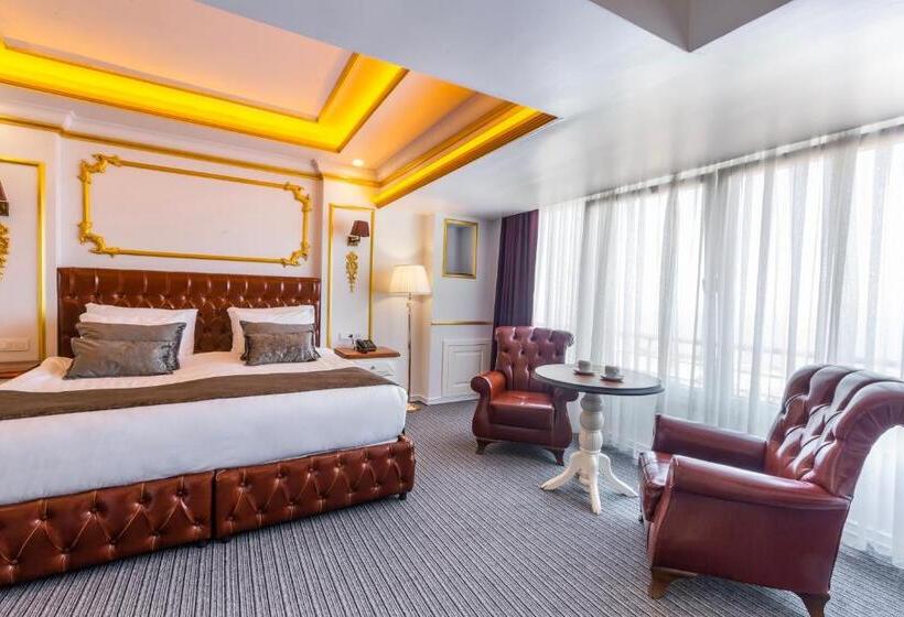 سوییت جونیور با چشمانداز دریا, Andalouse Otel