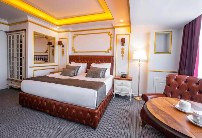 سوییت جونیور با چشمانداز دریا, Andalouse Otel