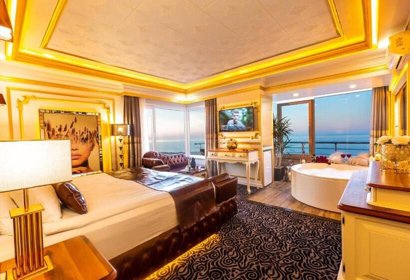 سوئیت با چشمانداز دریا و هیدروماساژ, Andalouse Otel