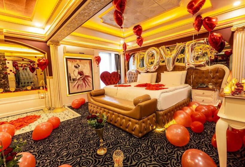 سوئیت با وان آب گرم, Andalouse Otel