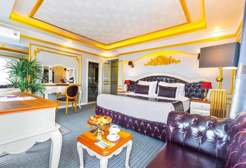 سوییت جونیور, Andalouse Otel