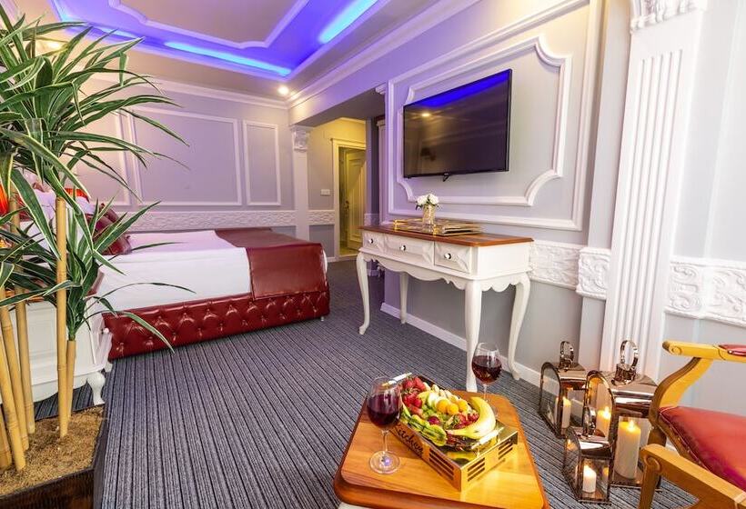 Quarto superior, Andalouse Otel