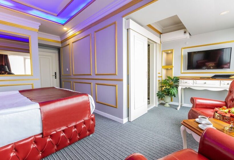 سوییت جونیور با چشمانداز دریا, Andalouse Otel