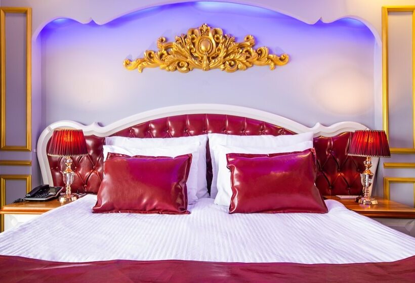 سوییت جونیور با چشمانداز دریا, Andalouse Otel