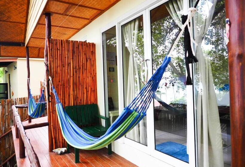 غرفة سوبيريور, Bubble Bungalow