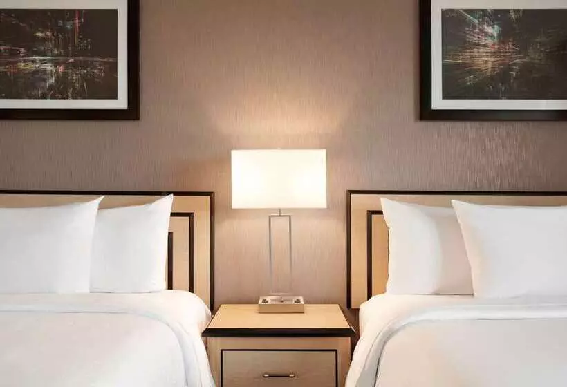 スイート, Embassy Suites By Hilton Minneapolis Downtown