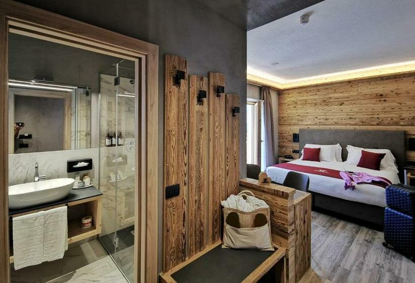 חדר סופריור, Francesin Active