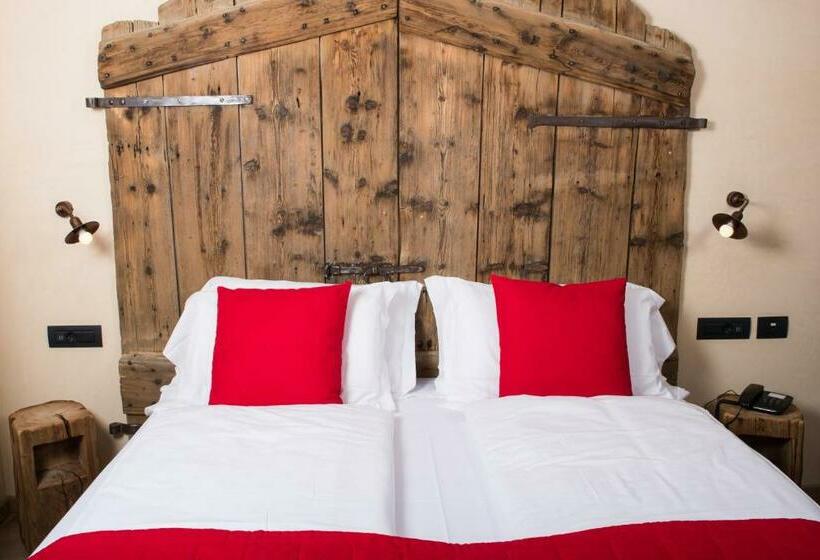 חדר סופריור, Francesin Active