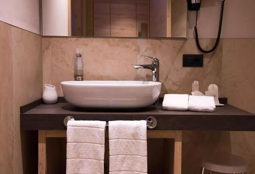 Deluxe-huone, Francesin Active