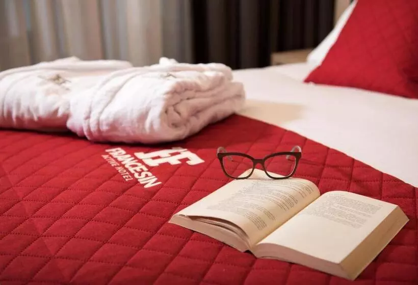 Deluxe-huone, Francesin Active