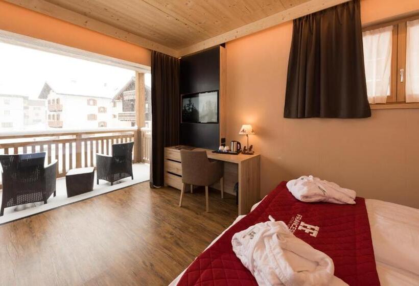 סוויטה משפחתית, Francesin Active