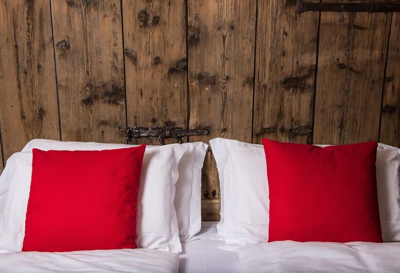 דירת חדר סופריור, Francesin Active