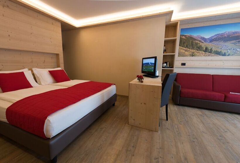 חדר סופריור לשלושה, Francesin Active