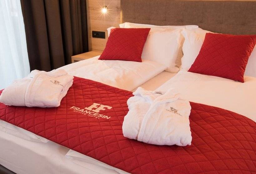 דירת חדר דלוקס, Francesin Active