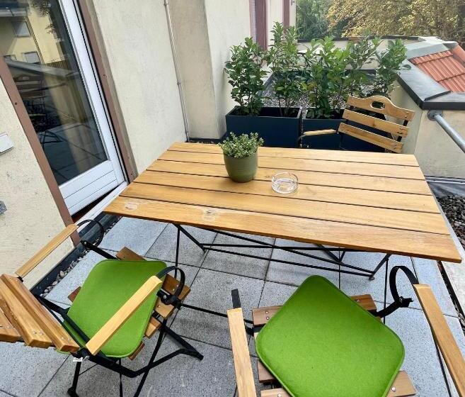 חדר סטנדרט עם טרסה, & Restaurant Grüner Baum Merzhausen