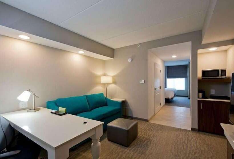 جناح جونيور, Hilton Garden Inn Martinsburg