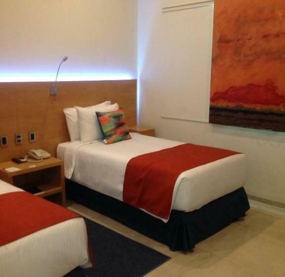身障者適用スタンダードルーム, Hit Hoteles Aeropuerto Puebla