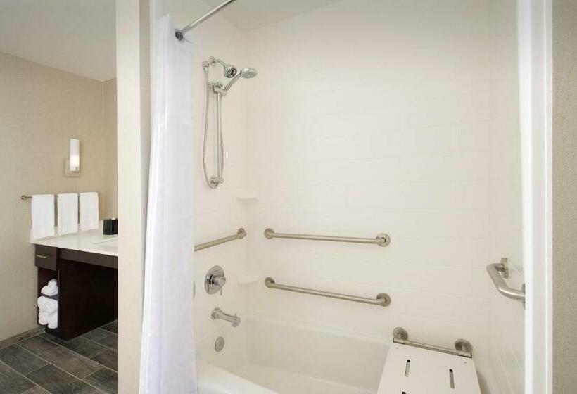 جناح لذوى الاحتياجات الخاصة, Homewood Suites By Hilton San Antonio Airport