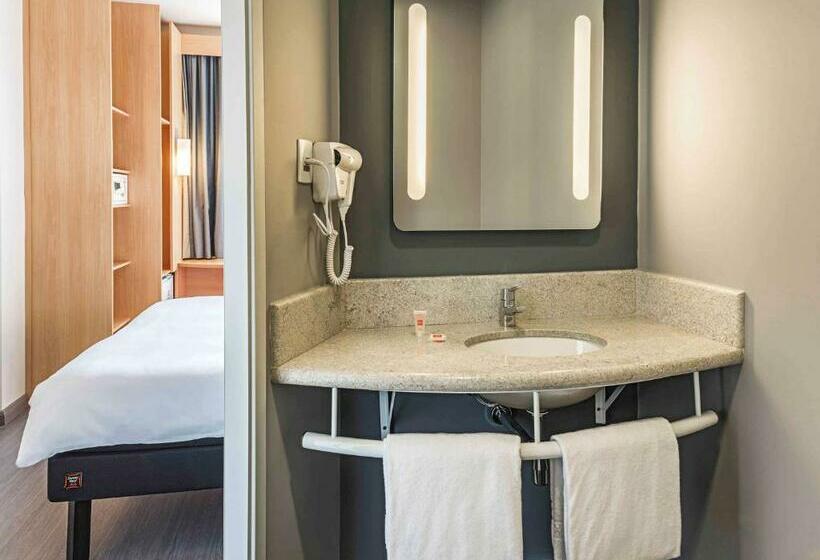 ダブルベッドスタンダードルーム, Ibis Santos Valongo