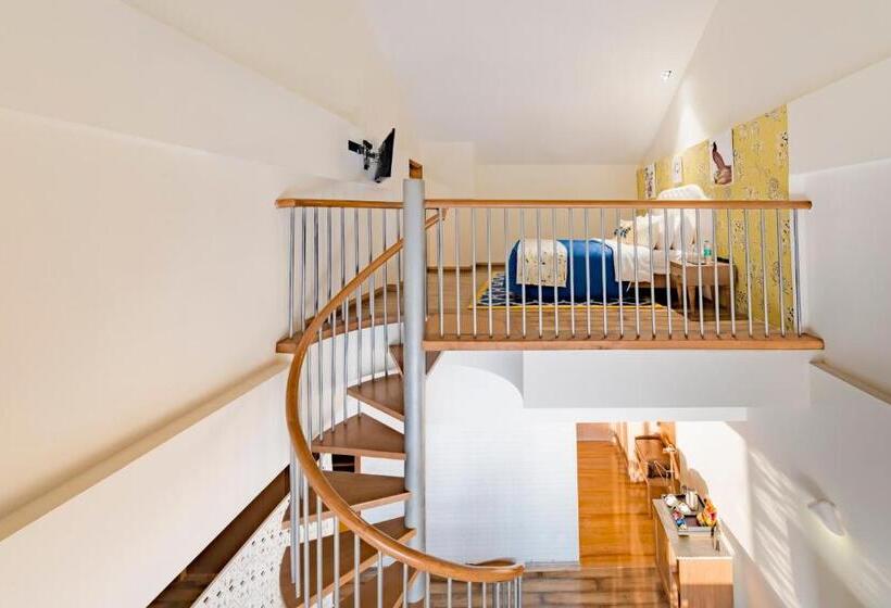 סוויטה עם נוף, Mosaic Hotel Mussoorie Mallroad