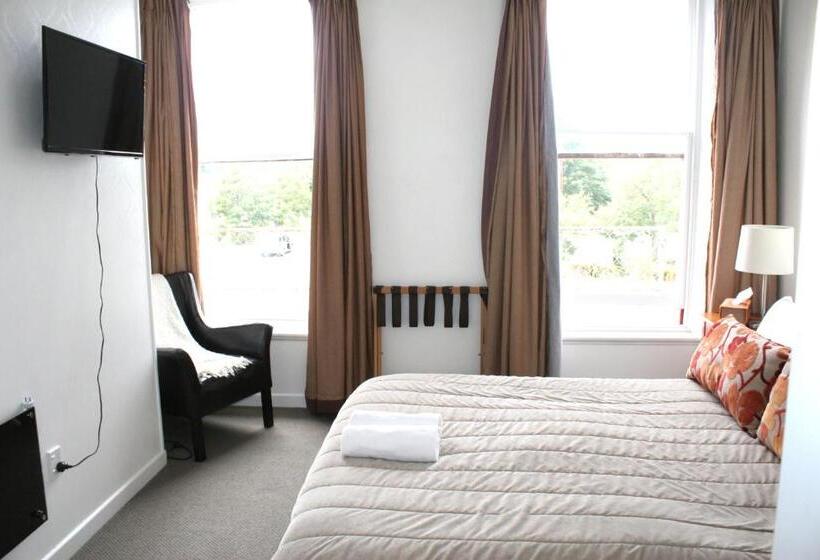 デラックスルーム, Lumsden