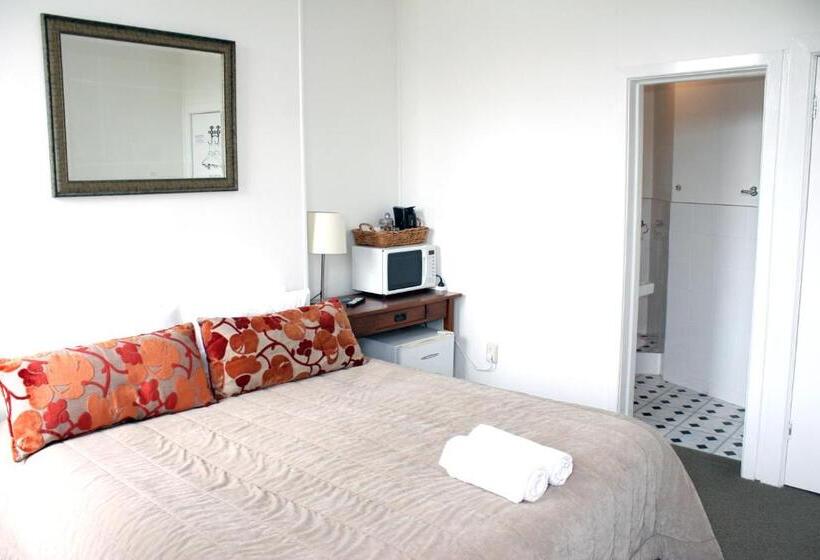 デラックスルーム, Lumsden